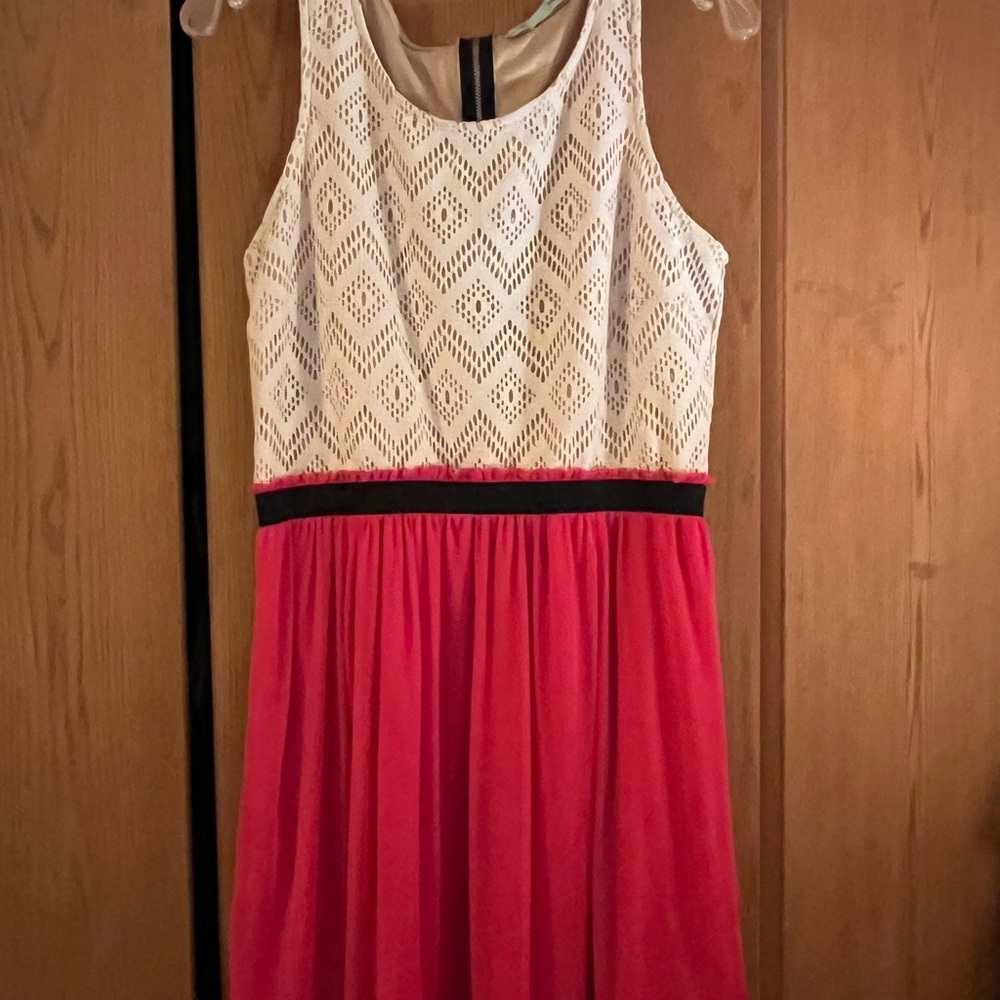 Maurices Cream and White Lace Dress